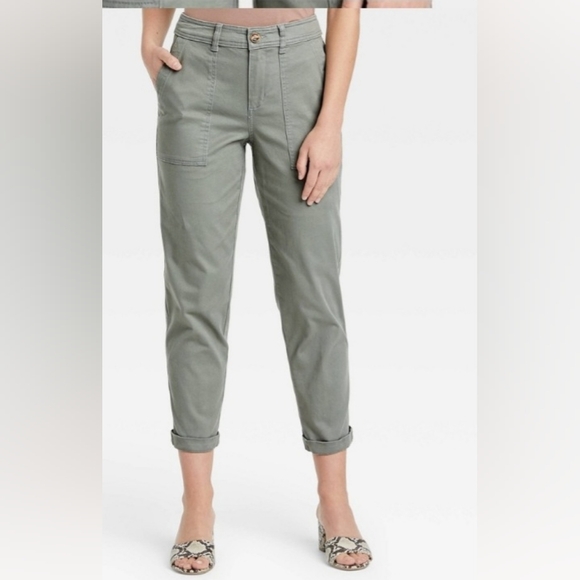 NWT A New Day stretch Pants Green Slim Fit Size 10 Women - Picture 1 of 6